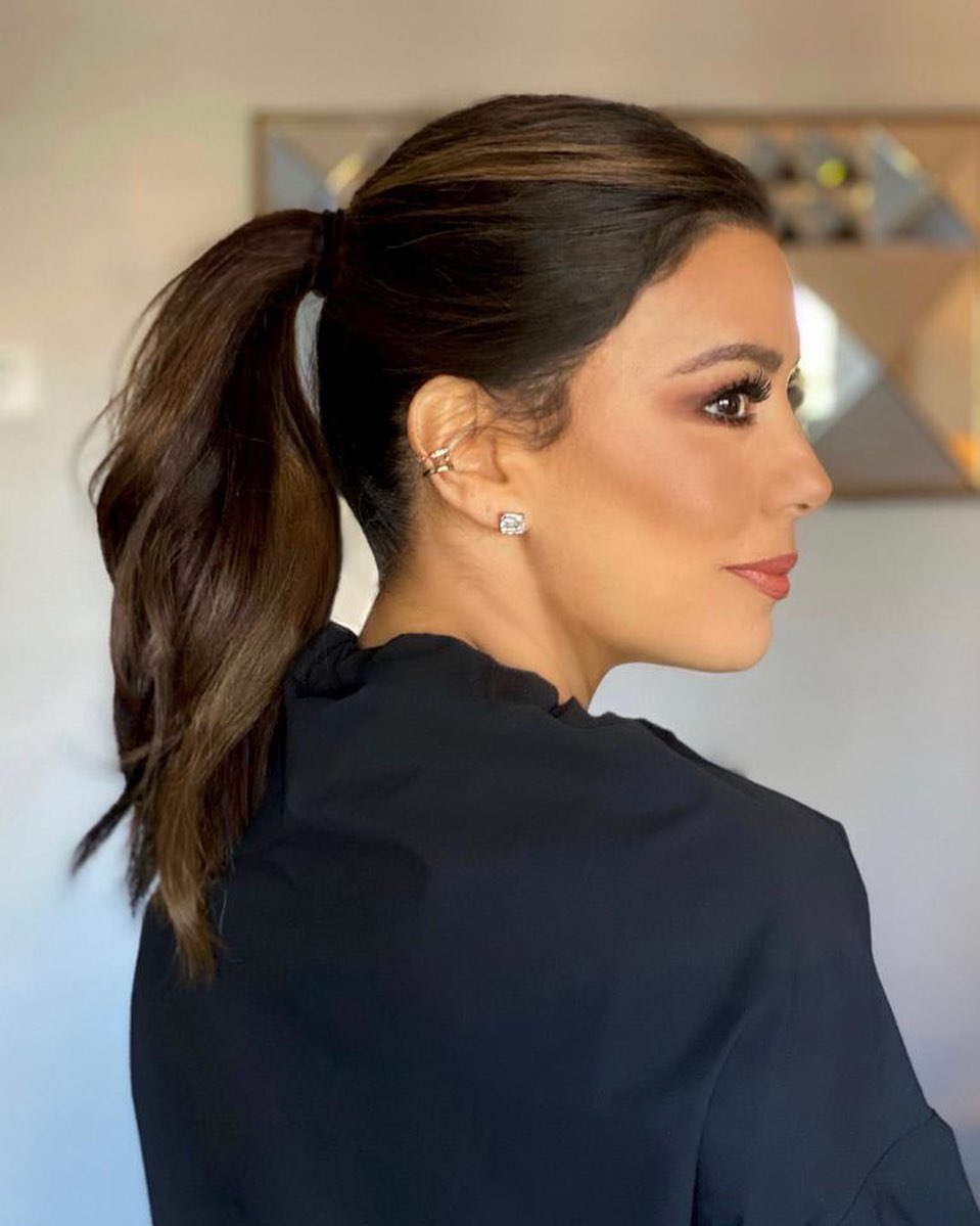 Стильна з голови до ніг: Єва Лонгорія показала бездоганний кежуал-образ на кожен день