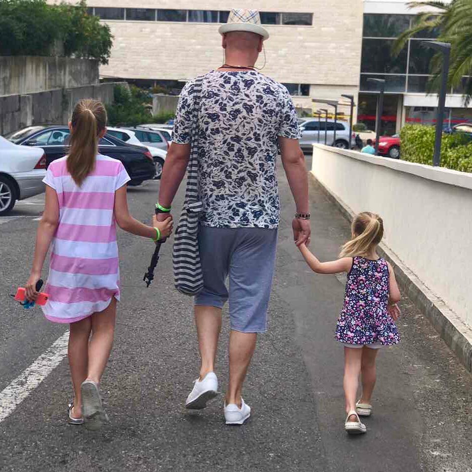 Зеленський, Кошовий, Бекхем: зіркові татусі, які просто обожнюють своїх дочок