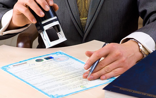 Украинцы стали чаще составлять завещания: названа неожиданная причина