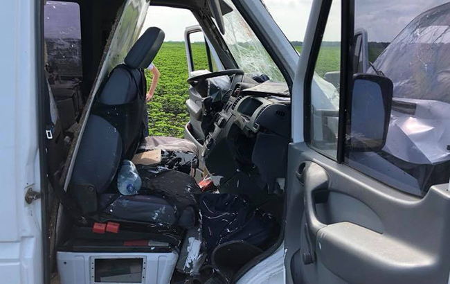 В Одеській області зіткнулись маршрутка та вантажівка, одна людина загинула і ще 9 травмовані