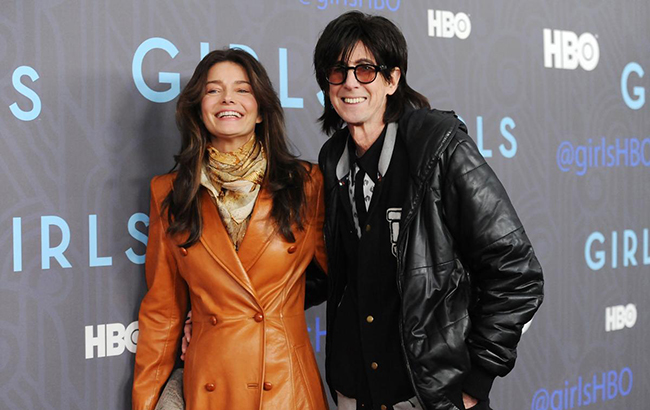 Умер лидер легендарной рок-группы: их песни знают все