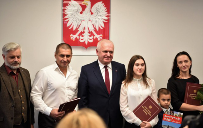 Спас женщин и детей в жутком ДТП: украинец-герой поменял гражданство (фото)