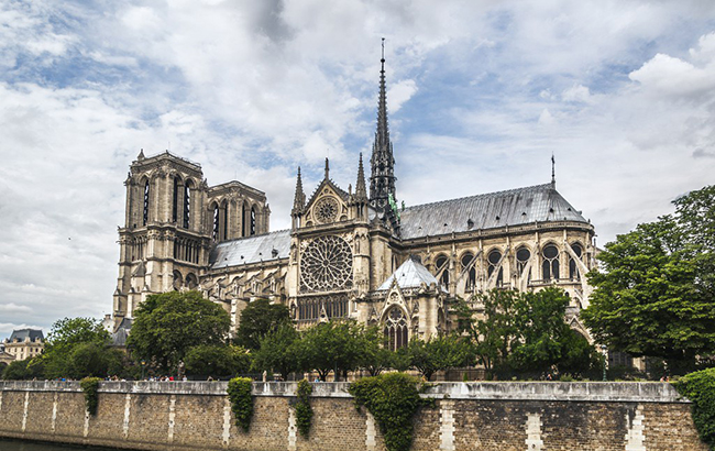 Як виглядав Нотр-Дам де Парі до пожежі (фотопідбірка)