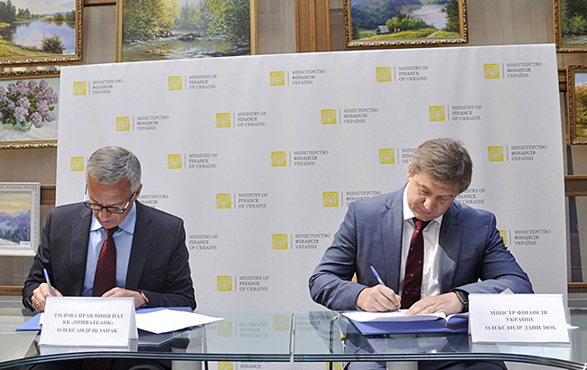 Мінфін і ПриватБанк створять систему верифікації бюджетних виплат