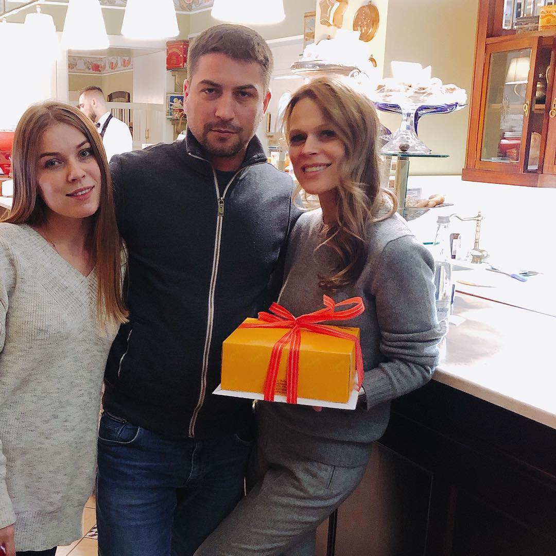 "Люблю все більше": Ольга Фреймут поділилася рідкісним фото з братом і сестрою