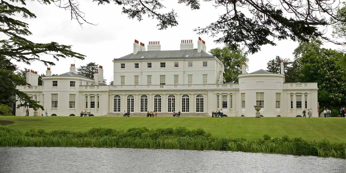 Гендерная нейтральность: как Меган Маркл обустраивает детскую для первенца