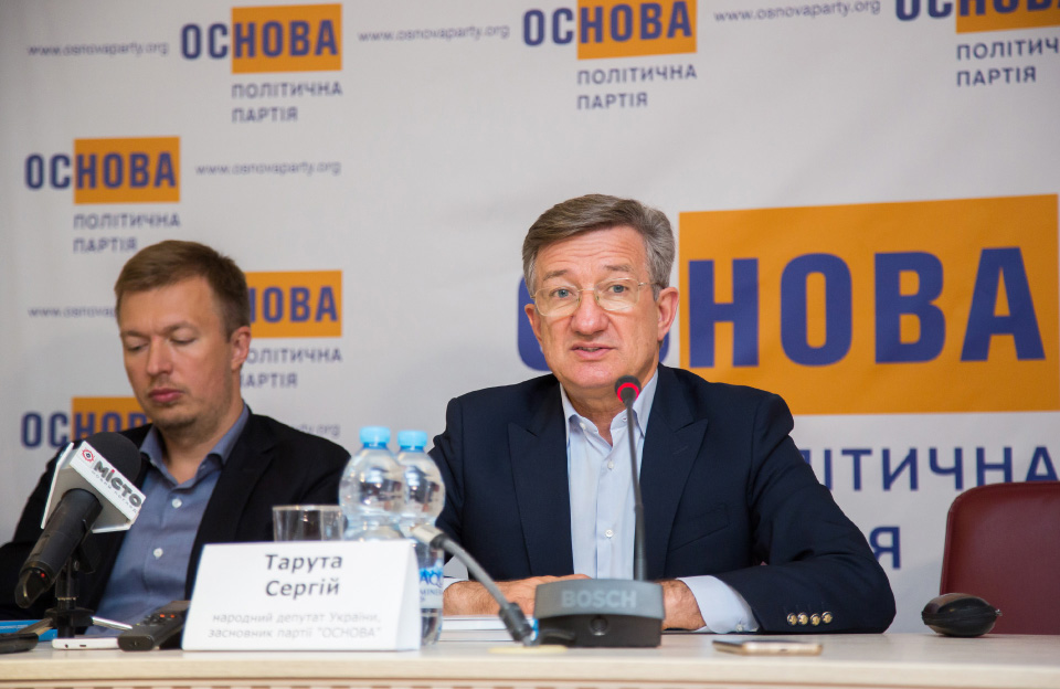 Андрей Николаенко как вечный запасной и соучастник афер