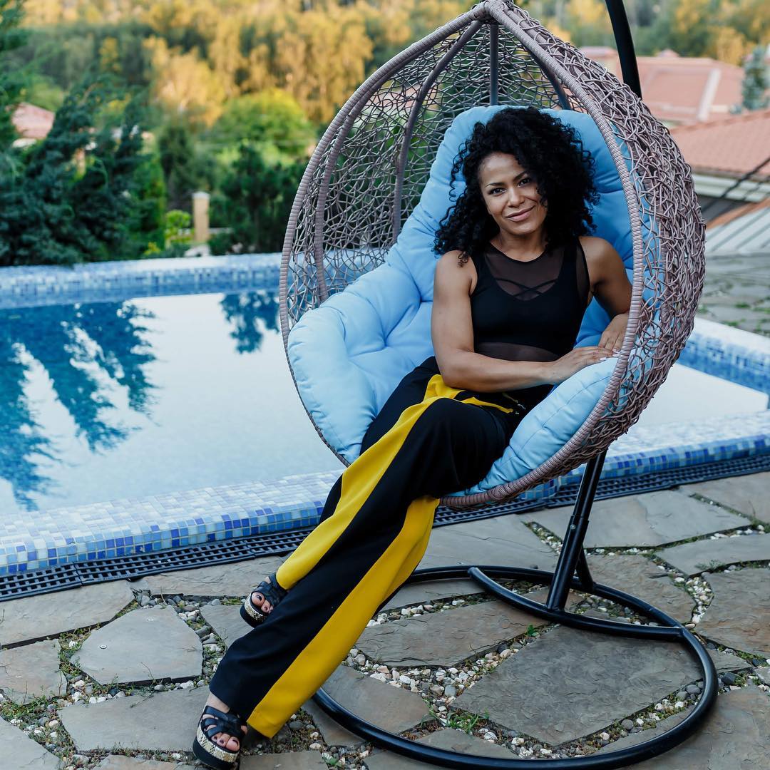 "Три С": украинская певица поделилась рецептом борьбы с осенней хандрой