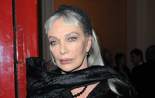 Померла знаменита співачка: її пісню щодня чули мільйони (відео)