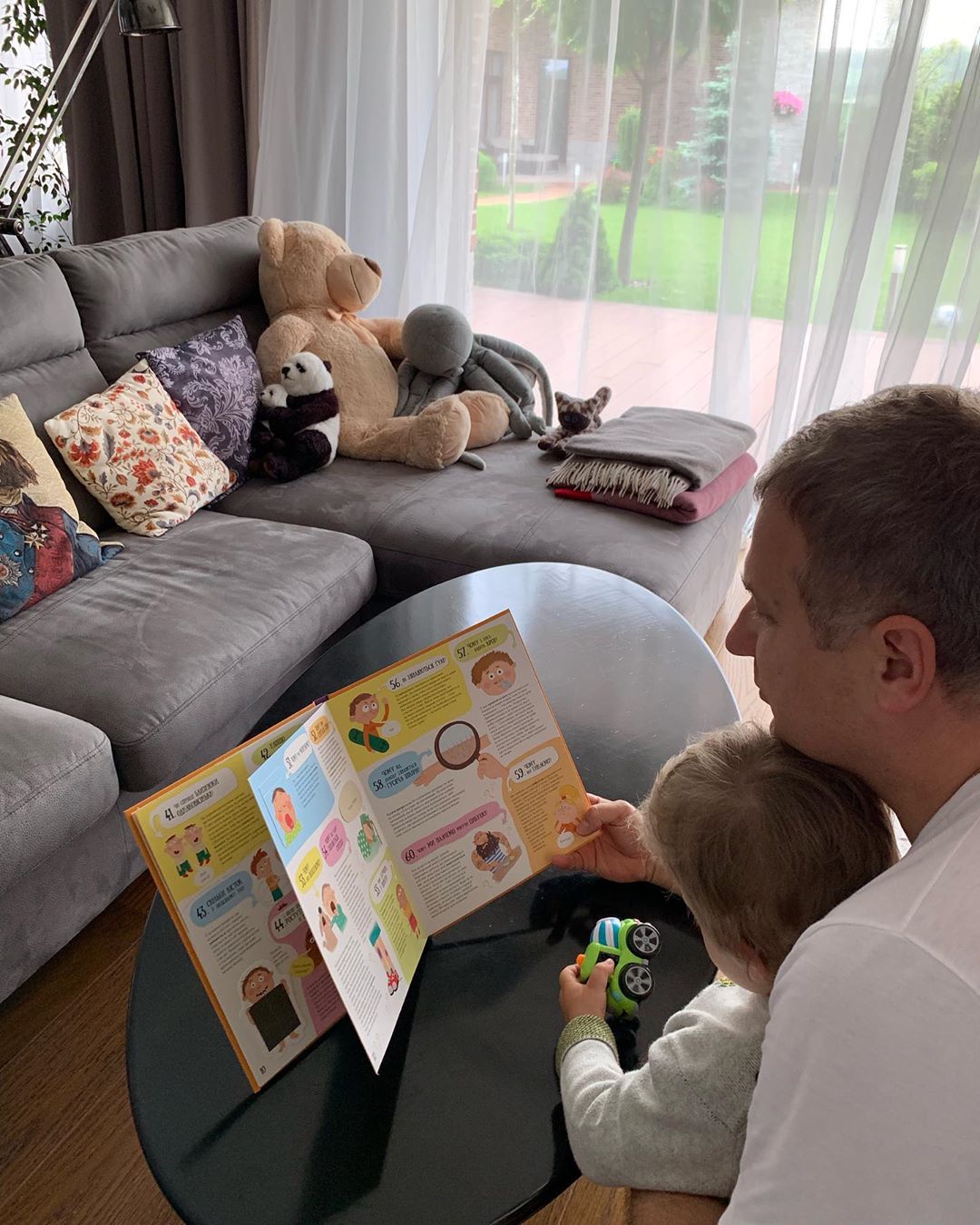 Супер-папа: Юрий Горбунов показал, как проводит время с двухлетним сыном