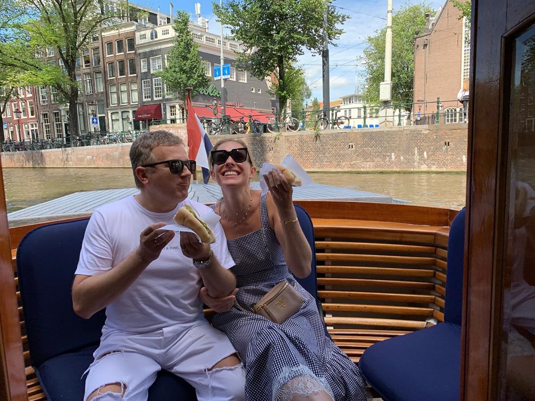 &quot;Що може бути смачніше&quot;: Осадча та Горбунов спробували гастрономічні витребеньки Амстердама