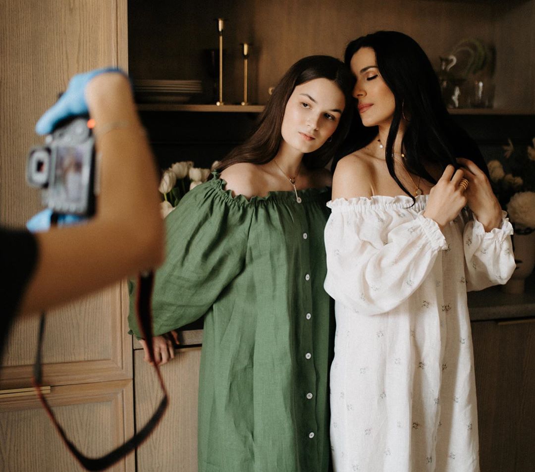 Какая красивая: Маша Ефросинина восхитила редкой фотосессией с 16-летней дочкой