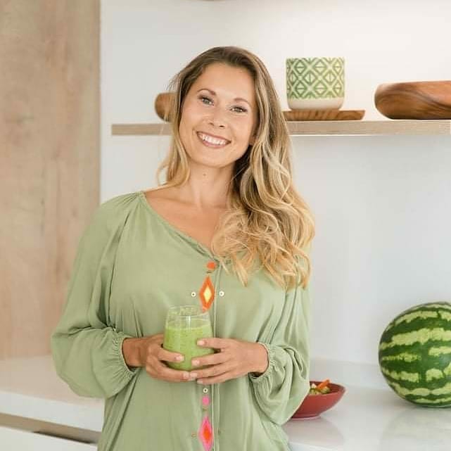 Как оставаться энергичными без стимуляторов: 5 простых способов от специалиста по питанию