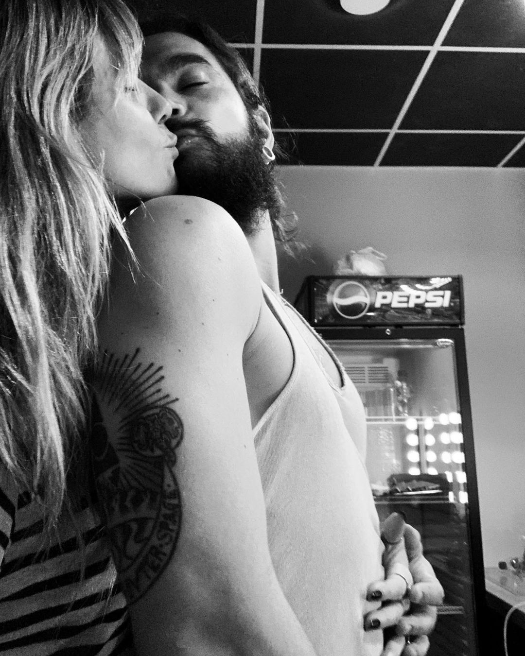 Гаряча брюнетка: 45-річна Хайді Клум показала, як виглядала в молодості