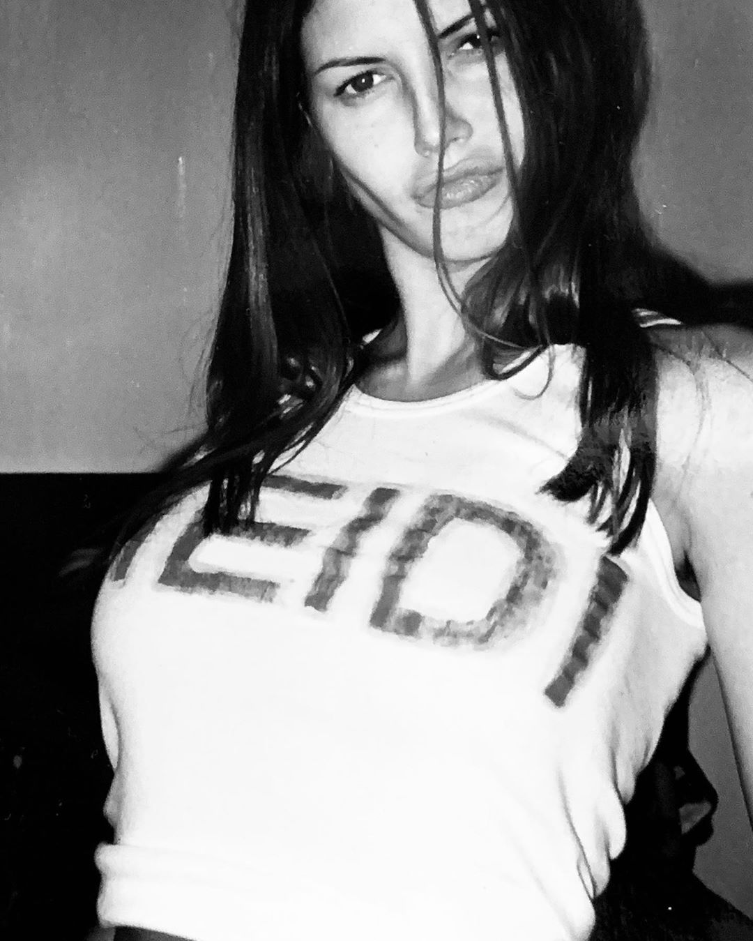 Гаряча брюнетка: 45-річна Хайді Клум показала, як виглядала в молодості