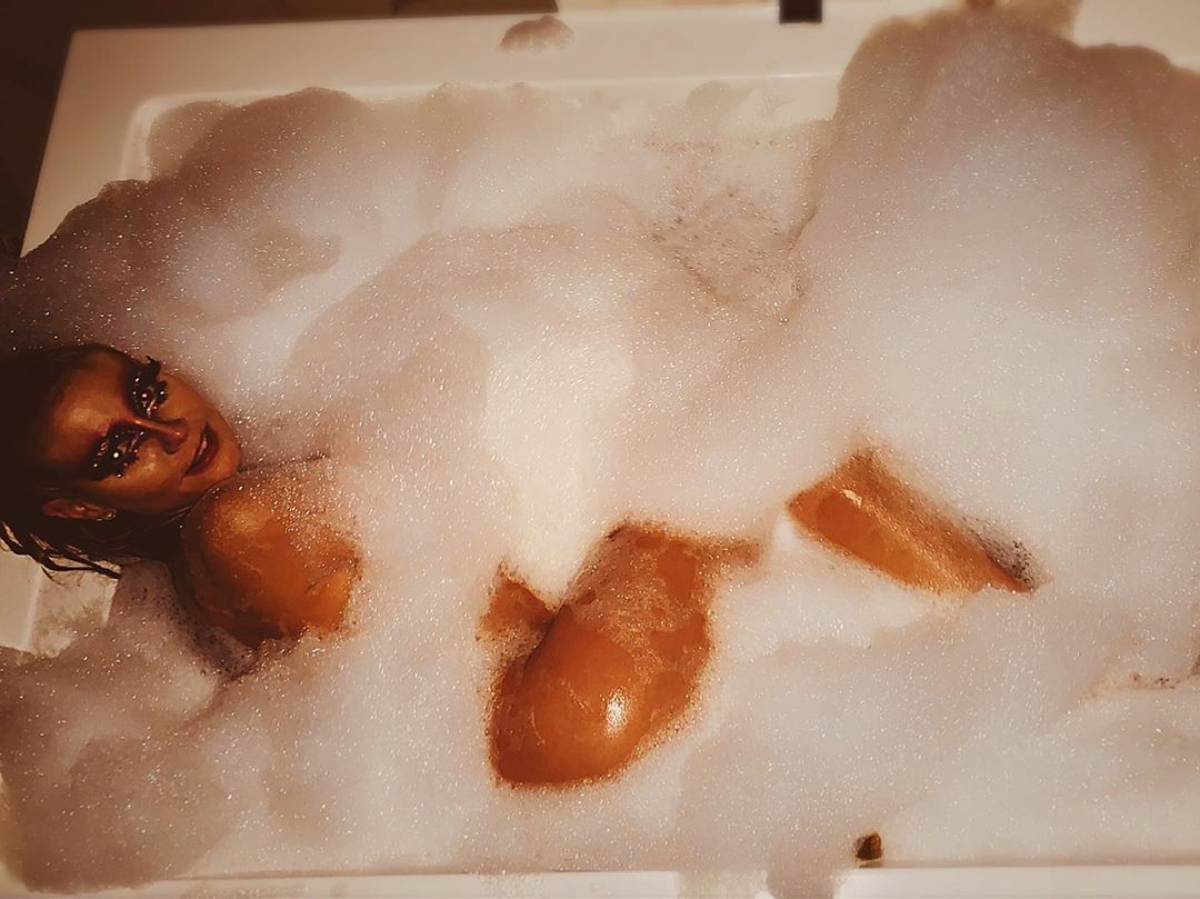 Гола у ванній: 46-річна Хайді Клум підкорила розкішним тілом на &quot;гарячому&quot; фото