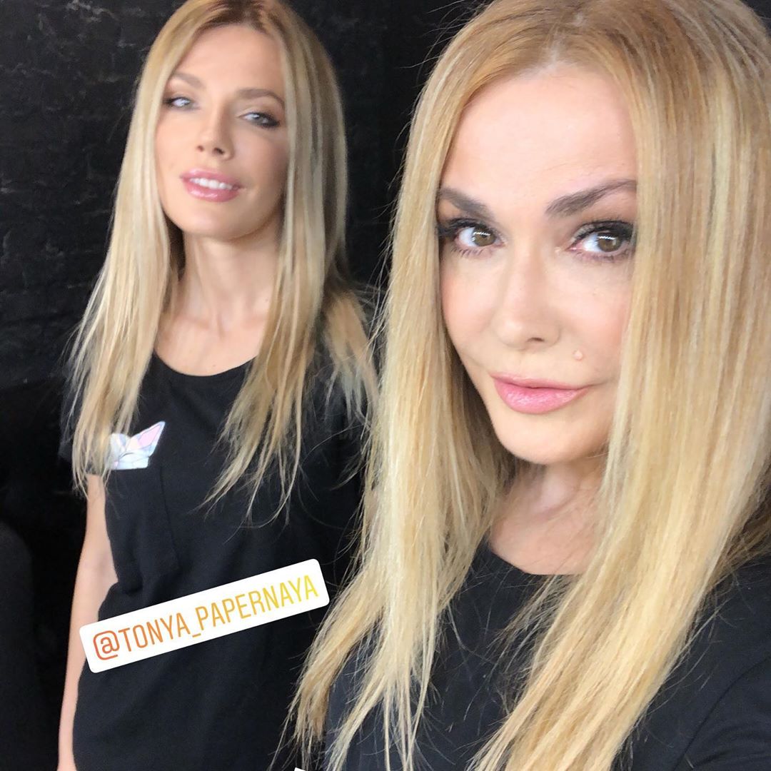 Красавицы в маму: Ольга Сумская показала своих дочерей