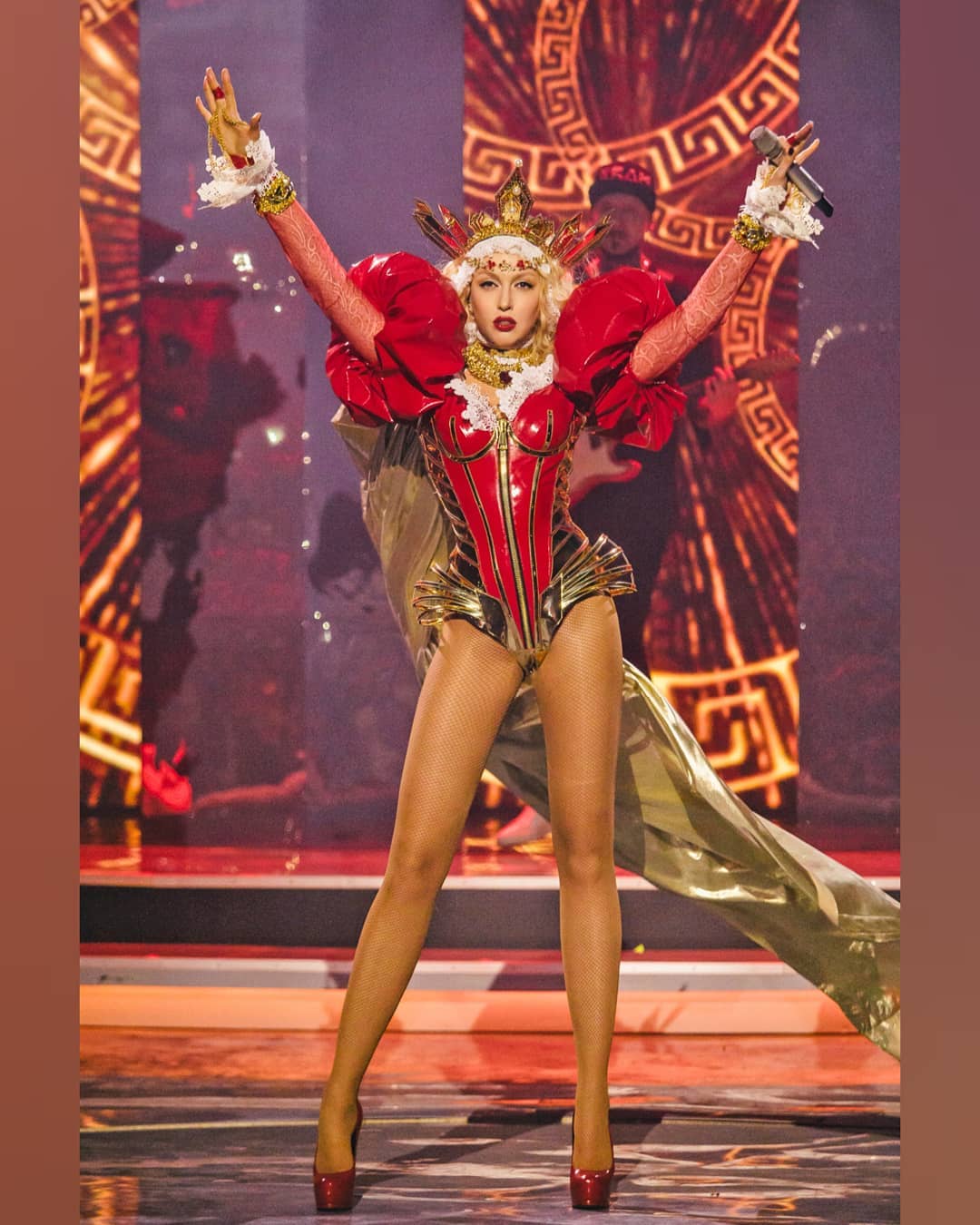 "Поява Мадонни": Оля Полякова розбурхала мережу епатажним образом