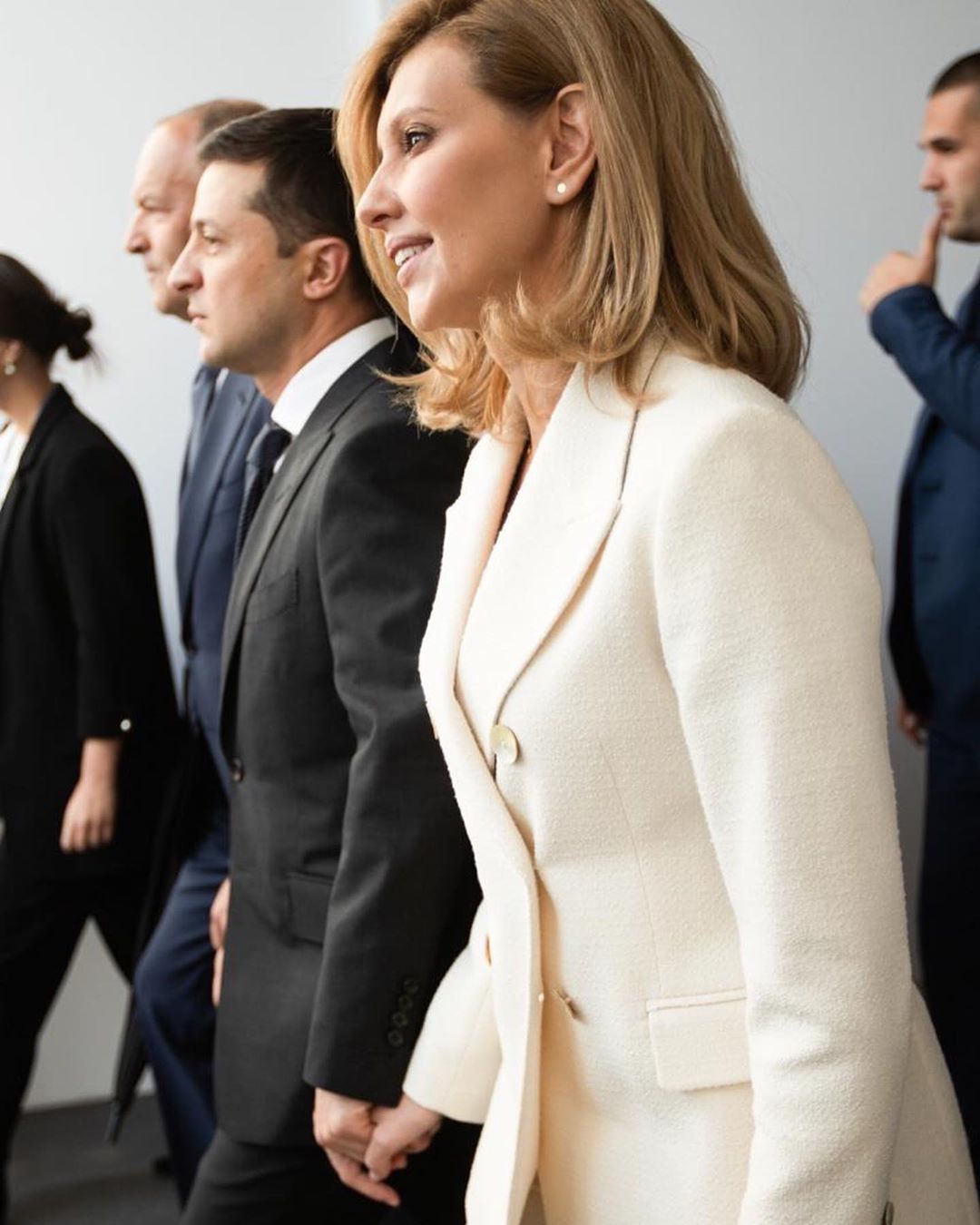 &quot;Елена прекрасная&quot;: жена Зеленского появилась на публике в стильном брючном костюме