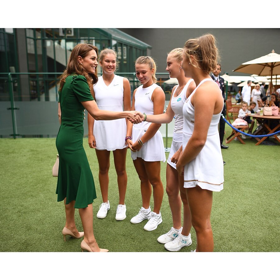 Кейт Миддлтон и Меган Маркл в элегантных нарядах посетили финал Уимблдона