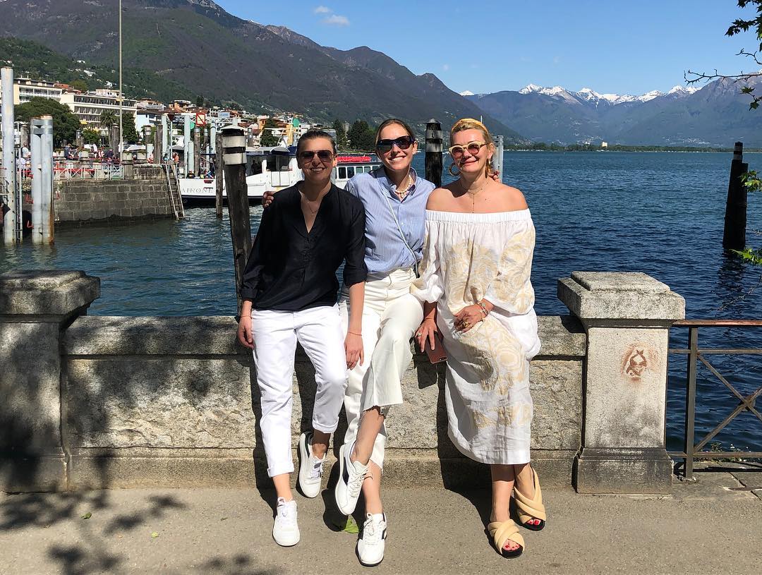 Швейцария без фильтров: Катя Осадчая очаровала сеть фото с отдыха