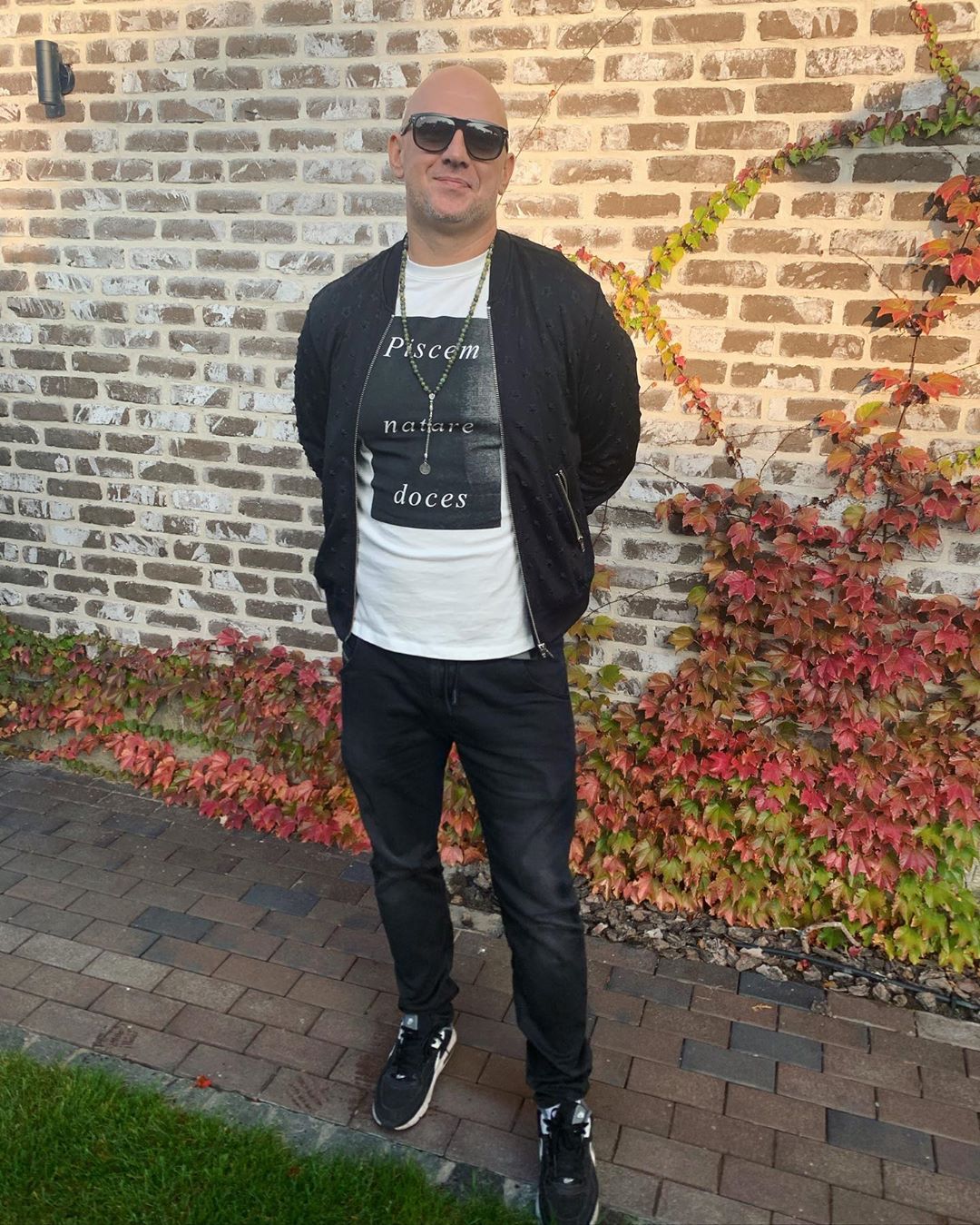 "Дівчатам сподобається": Каменських влаштувала Потапу ефектну фотосесію