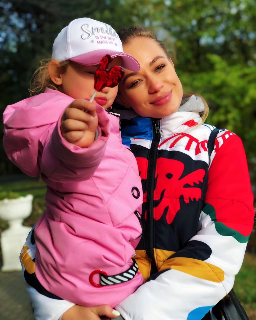 "Живіть майбутнім": Яна Соломко розчулила ніжними фото з донькою