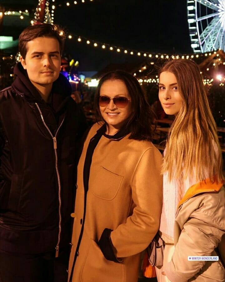 Внучка Софии Ротару показала семейный отдых в Лондоне