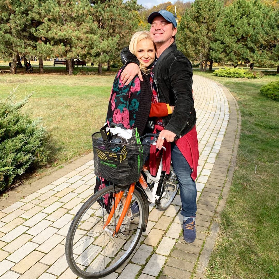 Лілія Ребрик захопила яскравим образом в улюбленому місці Києва