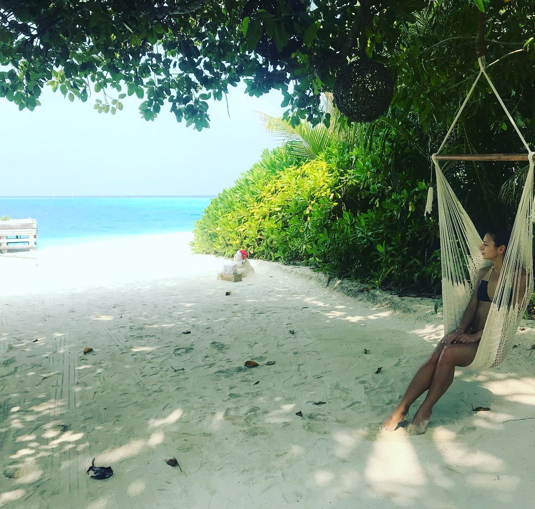 Победительница Танцев со звездами восхитила горячими фото с отдыха на Мальдивах