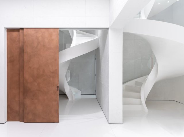 Як із майбутнього: будинок у Києві викликав захват у західних журналістів (фото)