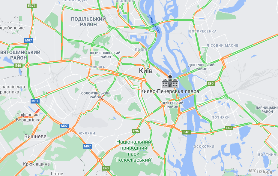 У Києві через ожеледь на дорогах сталося вже понад 120 аварій