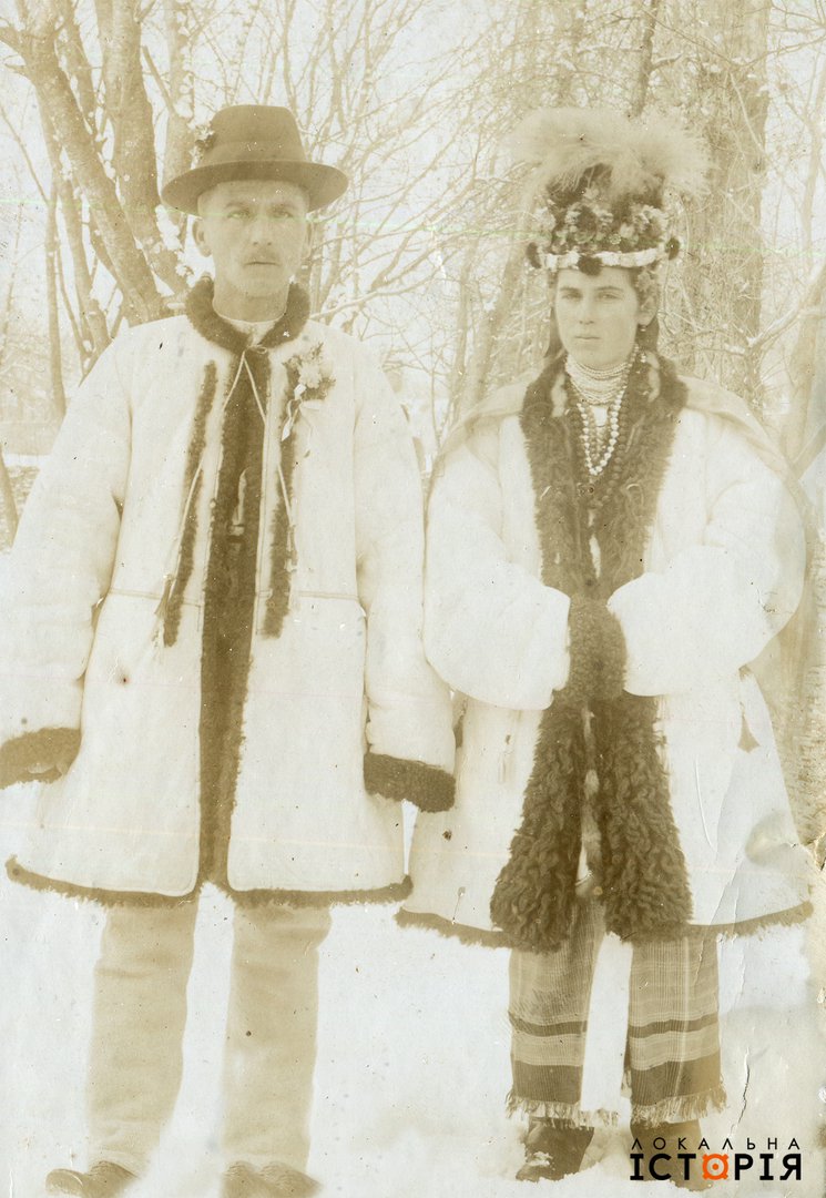 Подивіться унікальні фото весіль із сімейних альбомів українців: яскраво і колоритно