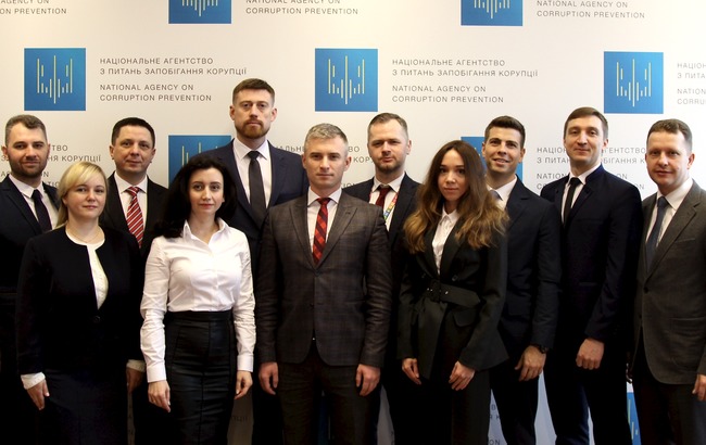 Голова НАЗК Олександр Новіков: Жодна партія поки не відмовилася від держфінансування