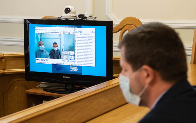 Вірусна повістка: як українські суди працюють під час карантину