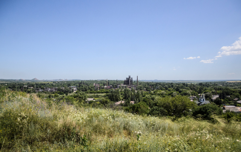 Война, фенол и немцы. Чем живет украинский Нью-Йорк у линии фронта