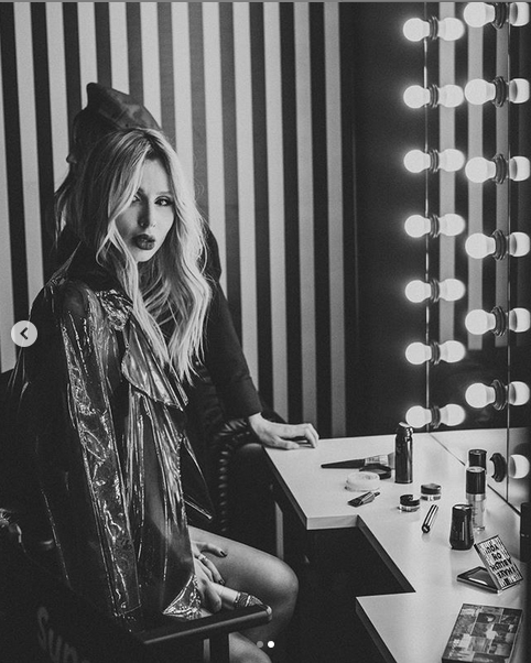 Чистый соблазн: обольстительная Светлана Лобода оголила грудь на камеру