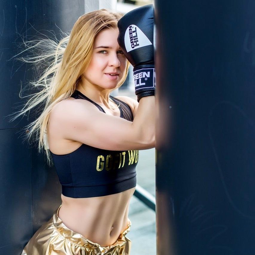 Чемпионка по боксу кардинально меняет жизнь: идет служить в полицию