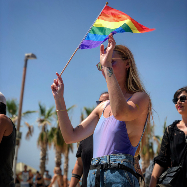 У Тель-Авіві відбувся масштабний гей-парад: як це було (фото, відео)