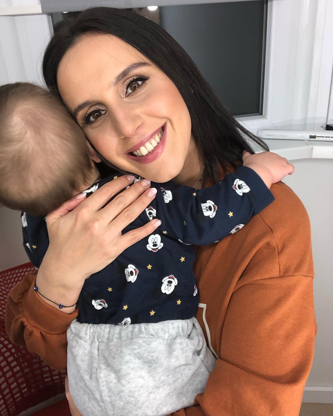 Сладкие моменты: самые завораживающие фото Джамалы с сыночком