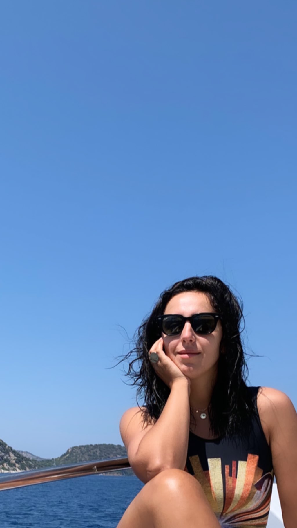 Сенсация: Джамала восхитила фигурой на редких фото в купальнике