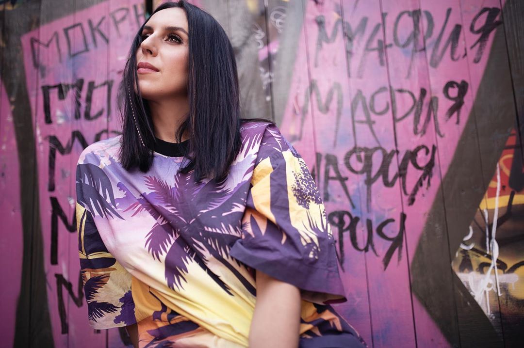 "Крута": Джамала здивувала стильним бунтарським луком