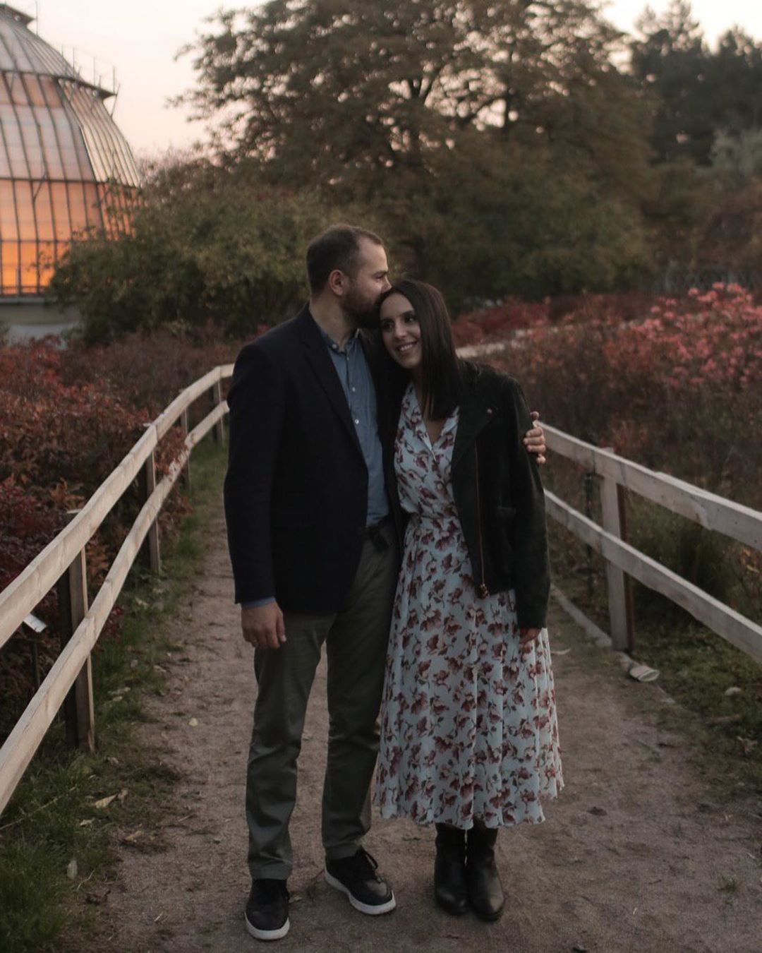 Чудесная семья: Джамала растрогала сеть нежными фото с мужем и сыном