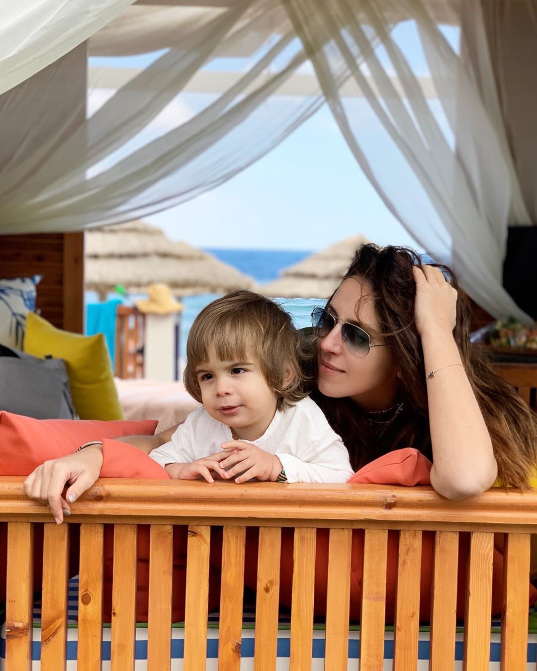 Восточные сказки: Джамала очаровала сеть яркими фото с отдыха с мужем и сыном