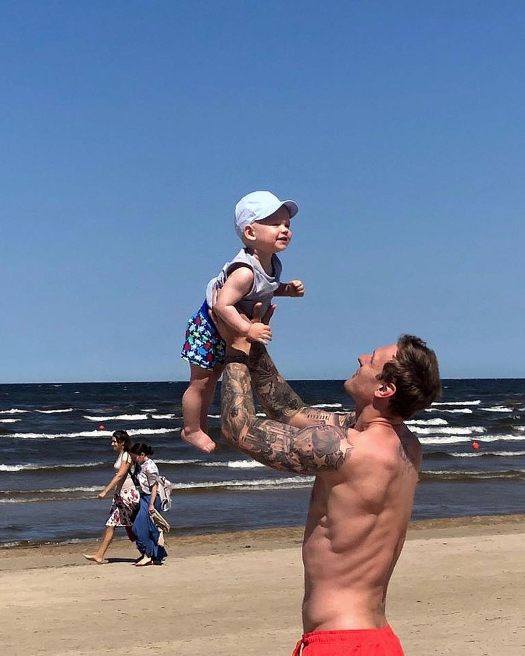 Экс-участница &quot;ВИА Гра&quot; закрутила роман с женатым мужчиной: фото