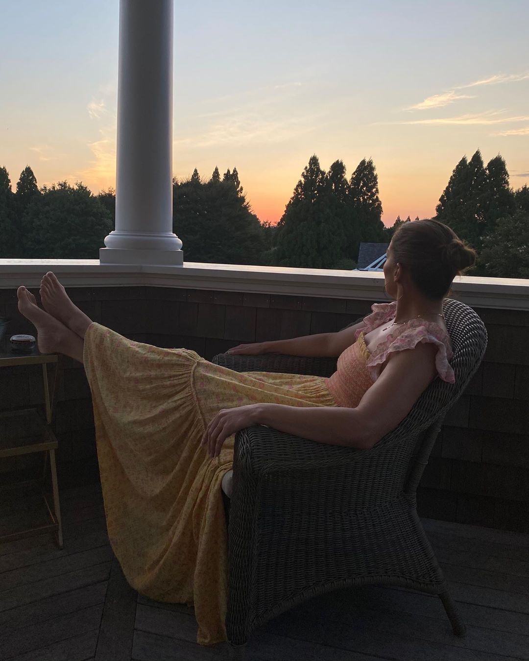 Занадто гарна: Дженніфер Лопес в "сяючому" образі захопила красою і молодістю