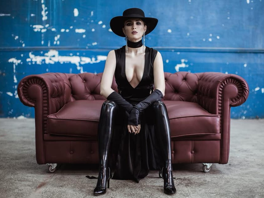 Самые громкие скандалы с MARUV: от Евровидения до &quot;лучшей российской певицы&quot;