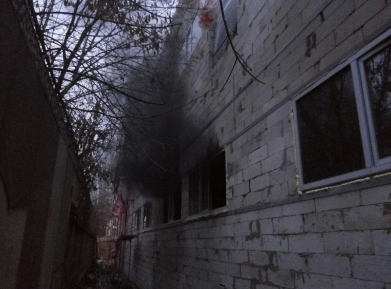 В Киеве произошел пожар в трехэтажном здании