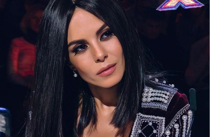 "Очень жарко": Каменских в новом образе Клеопатры восхитила поклонников