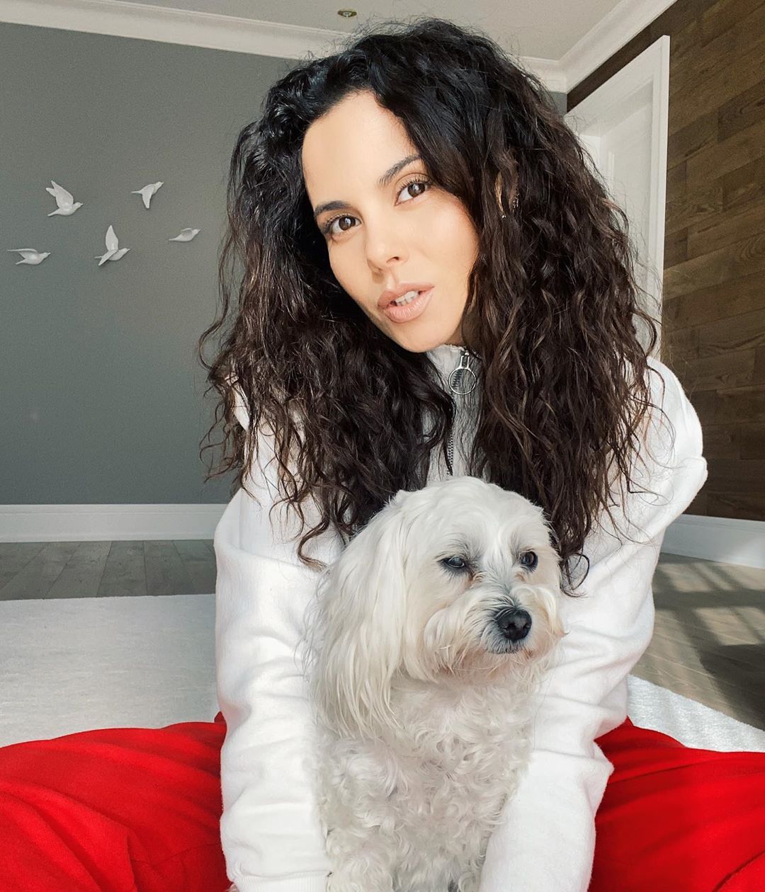 Настя Каменских сняла свою Мими в новом клипе